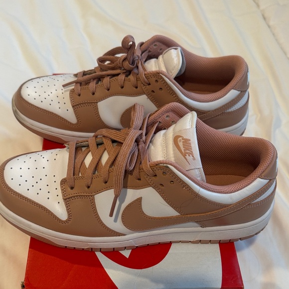 Nike Women's Dunk Low - Picture 3 of 6